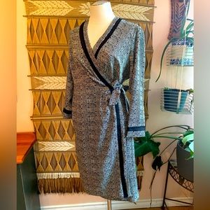Vintage Black & White Geometric Print Classic Long Sleeve Wrap Dress Size M/L
